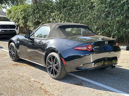 New 2026 MAZDA MX-5 Miata Grand Touring RWD image 5