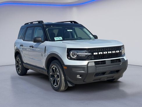 New 2026 Ford Bronco Sport Outer Banks image 8