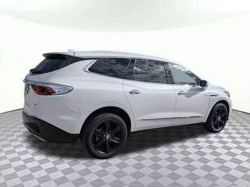 Used 2023 Buick Enclave Essence w/ Experience Buick Package FWD image 3