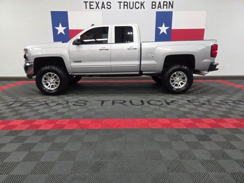 Used 2018 Chevrolet Silverado 1500 LT w/ Texas Edition RWD image 1