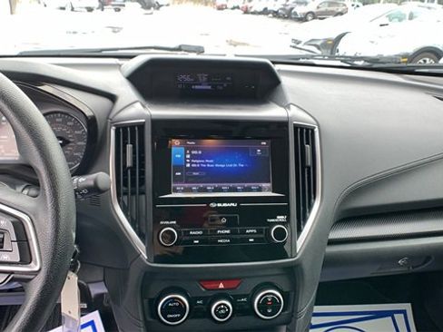 Used 2020 Subaru Crosstrek 2.0i image 14