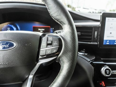 Used 2022 Ford Explorer ST w/ ST Street Pack image 29