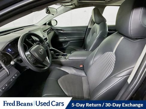 Used 2024 Toyota Camry SE w/ Cold Weather Package image 21