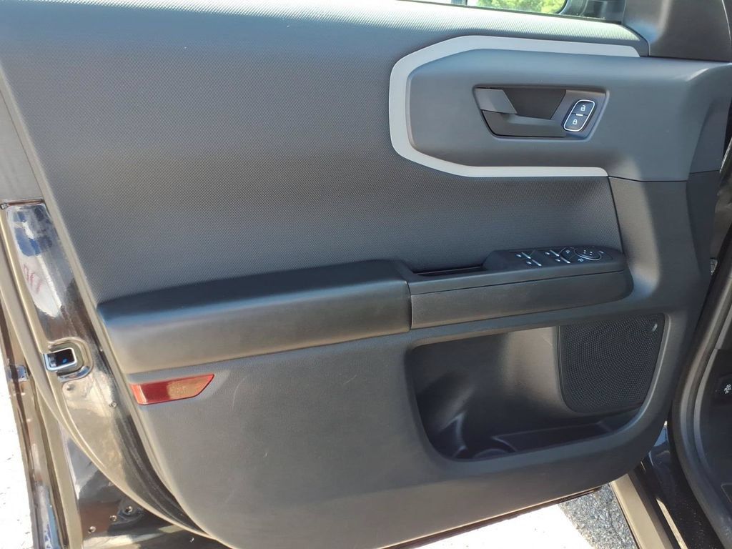 Used 2021 Ford Bronco Sport AWD/4WD image 12
