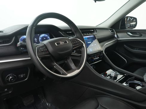 Used 2022 Jeep Grand Cherokee L Limited w/ Trailer Tow Group (B) image 27