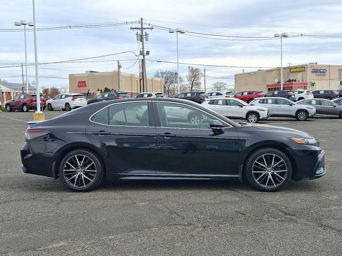 Certified 2024 Toyota Camry SE w/ Cold Weather Package image 8