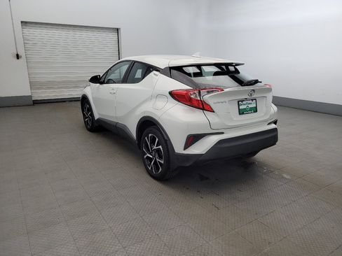 Used 2018 Toyota C-HR XLE image 5