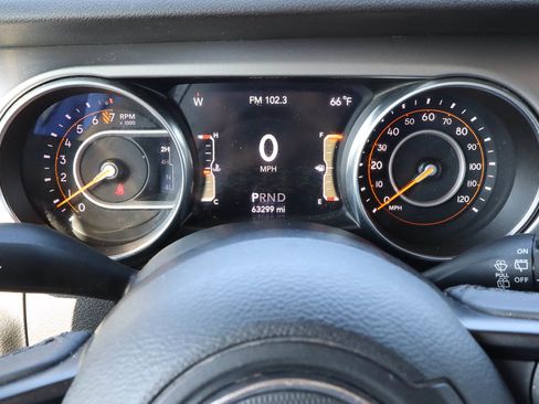 Used 2018 Jeep Wrangler Unlimited Sport S image 30