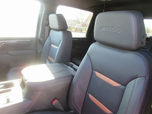 New 2026 GMC Sierra 2500 AT4 w/ AT4 Premium Plus Package image 14