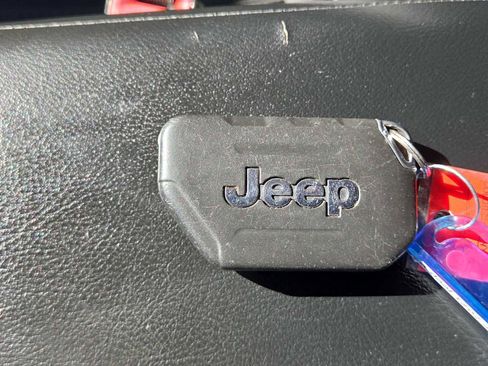 Used 2021 Jeep Wrangler Unlimited Sport image 37