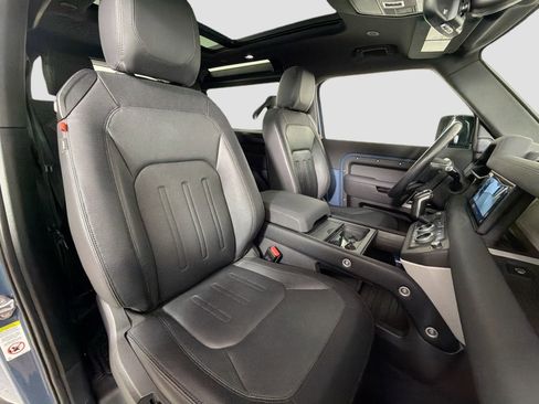 Certified 2022 Land Rover Defender 90 X-Dynamic S image 29