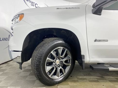 Certified 2025 Chevrolet Silverado 1500 LT AWD/4WD image 30