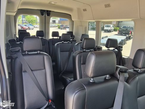 Used 2024 Ford Transit 350 XL RWD image 7
