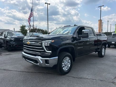 New 2026 Chevrolet Silverado 2500 LTZ image 7