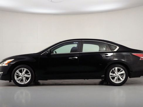 Used 2015 Nissan Altima 2.5 SV image 8