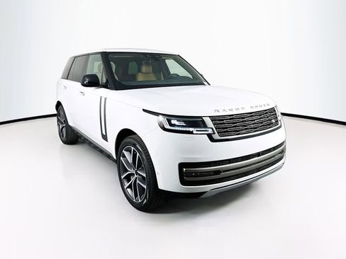 New 2026 Land Rover Range Rover SE image 3