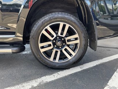 Used 2019 Toyota 4Runner Limited AWD/4WD image 26