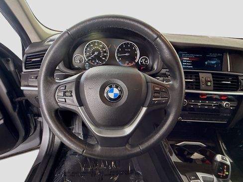 Used 2017 BMW X3 sDrive28i RWD image 13