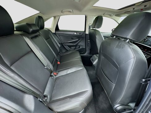 Used 2020 Volkswagen Jetta SEL image 19