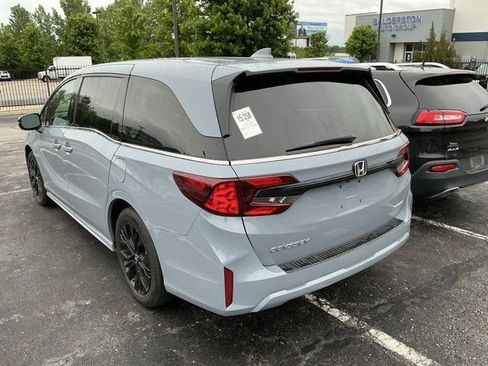 Used 2025 Honda Odyssey Sport-L image 9