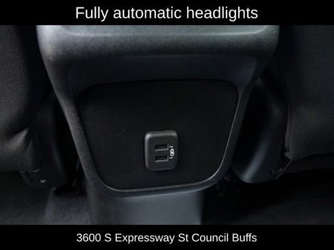 Used 2019 Chevrolet Equinox LS FWD image 18