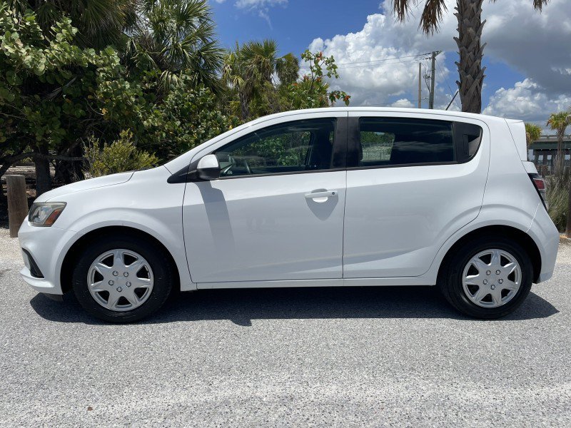 Used 2019 Chevrolet Sonic LT FWD image 3