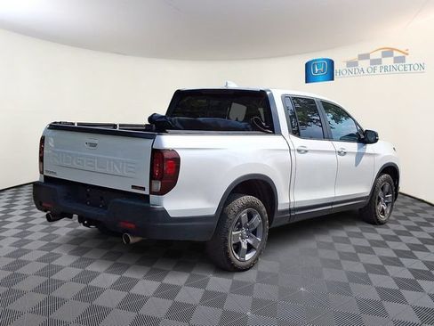 Certified 2024 Honda Ridgeline TrailSport image 6