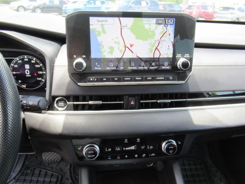 Used 2023 Mitsubishi Outlander SEL FWD image 24