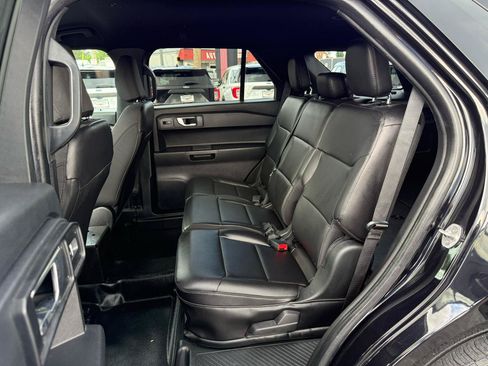 Used 2022 Ford Explorer 4WD Police Interceptor image 4