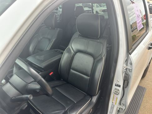 Used 2024 RAM 1500 Limited AWD/4WD image 30