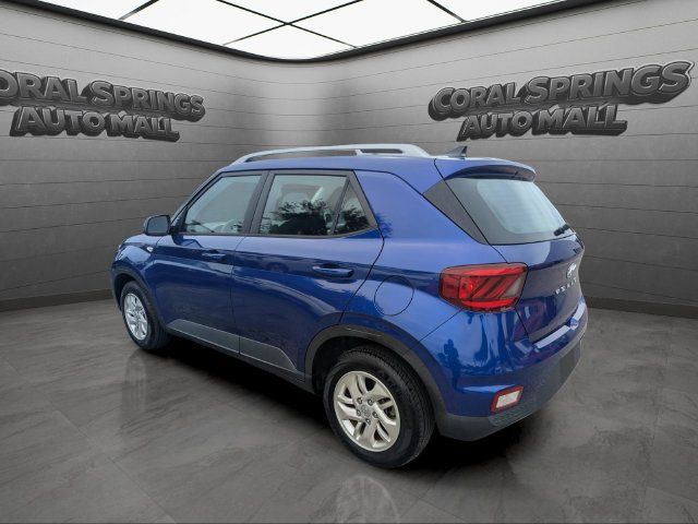 Used 2020 Hyundai Venue SEL FWD image 5
