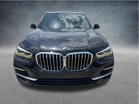 Used 2022 BMW X5 sDrive40i w/ Premium Package RWD image 2