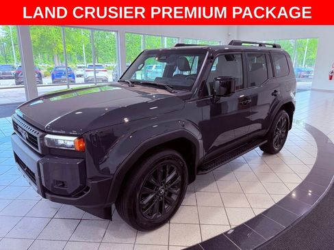 Used 2026 Toyota Land Cruiser w/ Premium Package AWD/4WD image 3