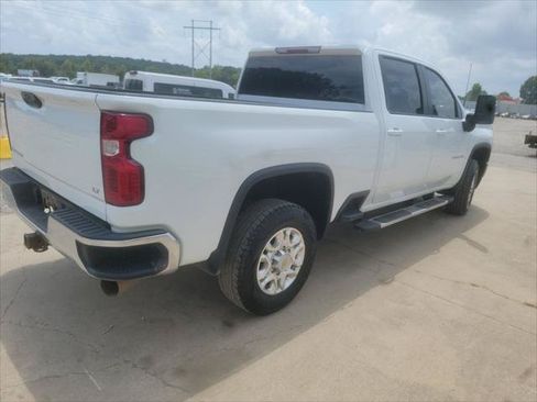Used 2023 Chevrolet Silverado 2500 LT w/ Convenience Package AWD/4WD image 6