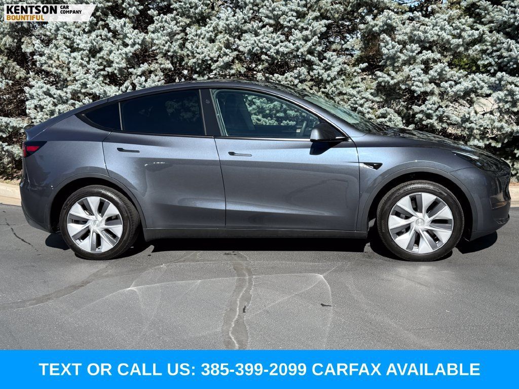 Used 2023 Tesla Model Y Long Range AWD/4WD image 10