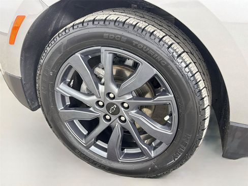 Used 2024 Chevrolet Equinox RS FWD image 31