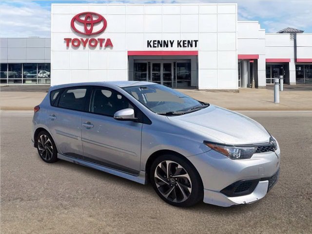 Used 2017 Toyota Corolla iM w/ All-Weather Mat Package FWD image 1