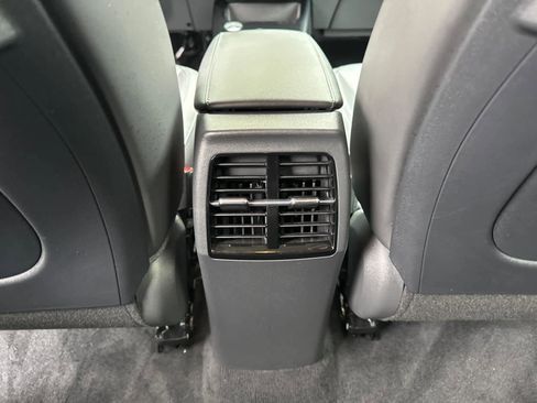 Used 2025 Kia Niro Wind w/ Wind Preserve Package image 27