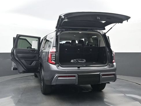 Used 2026 Nissan Armada SV RWD image 36