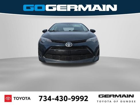 Used 2018 Toyota Corolla LE image 3