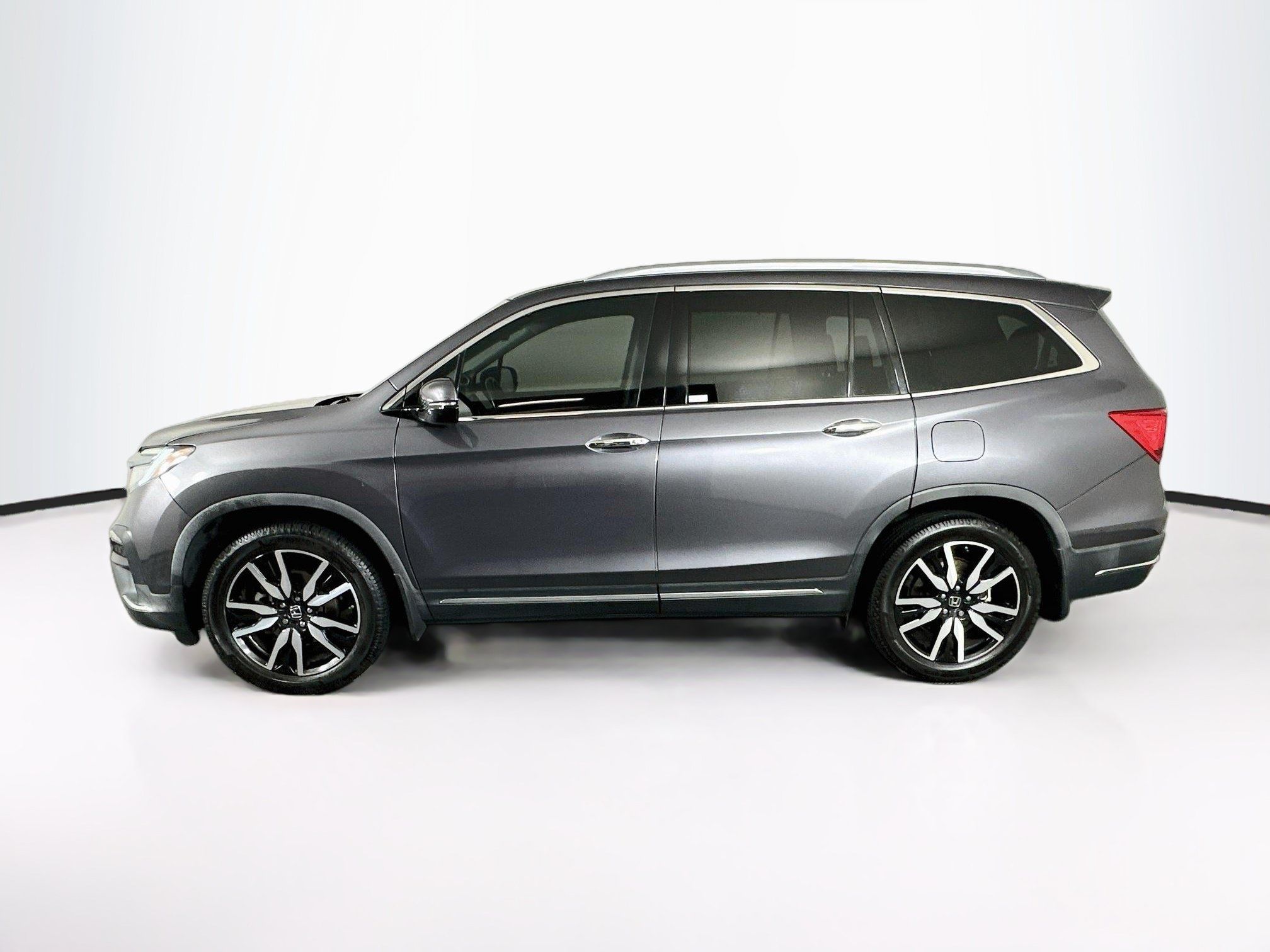 Used 2019 Honda Pilot Touring image 4