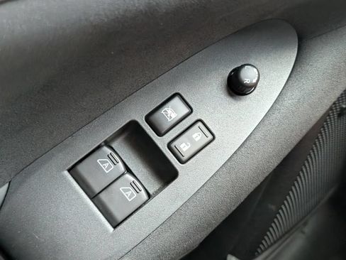 Used 2025 Nissan Z Performance w/ Floor Mat Package RWD image 11
