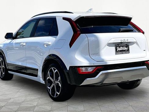 Certified 2025 Kia Niro EX Touring FWD image 6