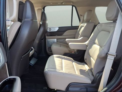 Used 2023 Lincoln Navigator Reserve AWD/4WD image 26