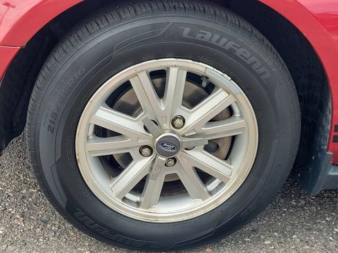 Used 2007 Ford Mustang Convertible RWD image 21