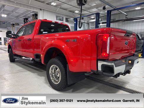 Used 2023 Ford F350 XLT image 6