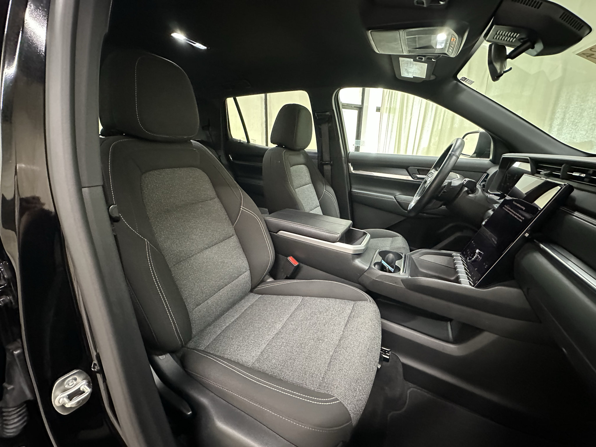 Used 2026 GMC Terrain Elevation AWD/4WD image 14