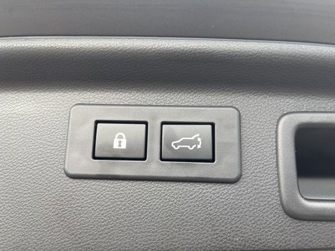 Used 2023 Subaru Forester Touring w/ Popular Package #3 image 28