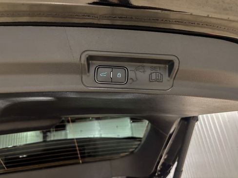 Used 2025 Ford Explorer ST-Line w/ ST-Line Street Pack image 34