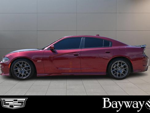 Used 2019 Dodge Charger Scat Pack w/ Plus Group RWD image 5